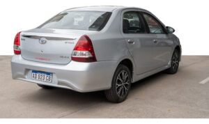 Toyota Etios Xls 1.5 6 M/t 4p - Imagen 3