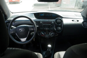 Toyota Etios X 1.5 6 Mt 5p - Imagen 5