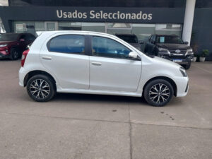 Toyota Etios 1.5 Xls Pack - Imagen 10