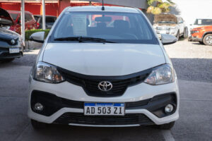 Toyota Etios Xls 1.5 6 M/t 4p - Imagen 5