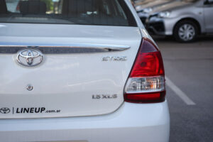 Toyota Etios Xls 1.5 6 M/t 4p - Imagen 9