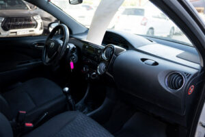 Toyota Etios Xs 1.5 M/t - Imagen 6
