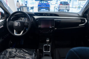 Toyota Hilux 4x4 Srv 2.8 Tdi 6mt 2024 - Imagen 7
