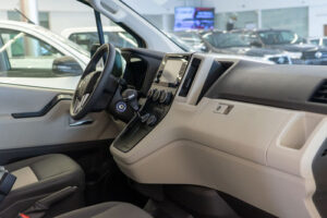 Toyota Hiace Commuter 2.8 Tdi 6at 14a - Imagen 7