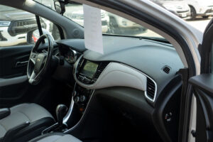 Chevrolet Tracker Awd Premier + - Imagen 6