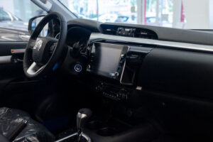 Toyota Hilux 4x4 Srv 2.8 Tdi 6mt 2024 - Imagen 4