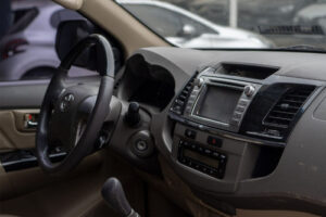 Toyota Sw4 4x4 Srv 3.0 Tdi C/cuero - Imagen 12