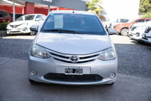 Toyota Etios Xs 1.5 M/t - Imagen 9