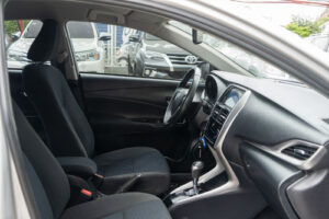 Toyota Yaris Xls 1.5 Cvt 4p - Imagen 7