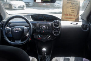 Toyota Etios Xls 1.5 M/t 4p - Imagen 5