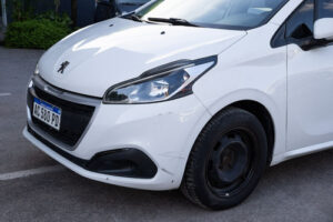 Peugeot 208 Active 1.6n - Imagen 10