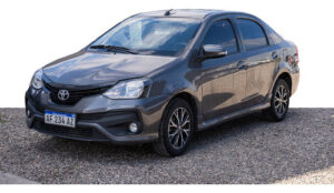 Toyota Etios X 1.5 6m/t