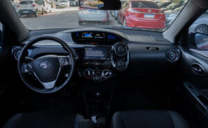 Toyota Etios Xls 1.5 4 A/t 5p - Imagen 5