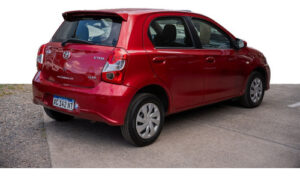Toyota Etios Xs 1.5 6 M/t 5p - Imagen 3