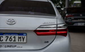 Toyota Corolla Xli 1.8 6 M/t - Imagen 14