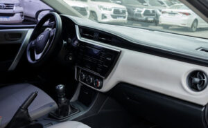 Toyota Corolla Xli 1.8 6 M/t - Imagen 6