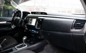 Toyota Hilux 4x4 Dc Srv 2.8 Tdi 6 At - Imagen 6