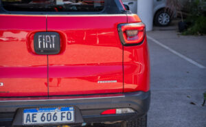 Fiat Toro 1.8 Mpi Freedom 4x2 At - Imagen 13