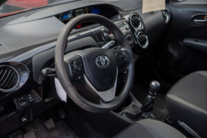 Toyota Etios Xs 1.5 6 M/t 5p - Imagen 4