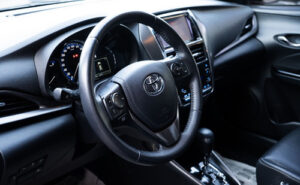 Toyota Yaris Xls Pack 1.5 Cvt 5p - Imagen 4