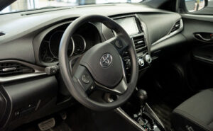 Toyota Yaris 1.5 107cv Xs Cvt Okm - Imagen 4