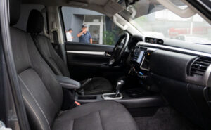 Toyota Hilux 4x4 Dc Srv 2.8 Tdi 6 At - Imagen 7