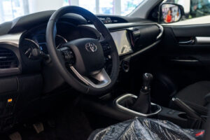 Toyota Hilux 4x4 Dc Sr 2.4 Tdi Mt6 - Imagen 6