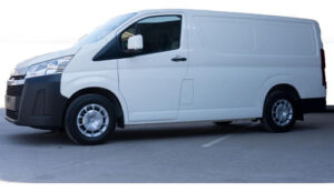 Hiace Furgón L2h2 2.8 Tdi 6 At 3a 2025 - Imagen 3