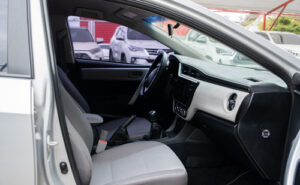 Toyota Corolla Xli 1.8 6 M/t - Imagen 7