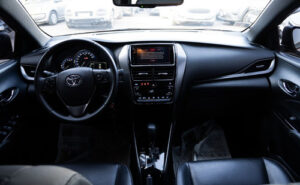 Toyota Yaris Xls Pack 1.5 Cvt 5p - Imagen 5