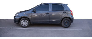 Alternative view of Toyota Etios X 1.5 6 Mt 5p