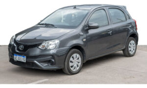 Toyota Etios X 1.5 6 Mt 5p
