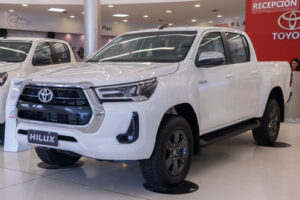 Toyota Hilux 4x4 Srv 2.8 Tdi 2025
