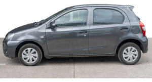 Alternative view of Toyota Etios X 1.5 6 Mt 5p