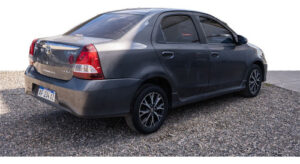 Alternative view of Toyota Etios X 1.5 6m/t